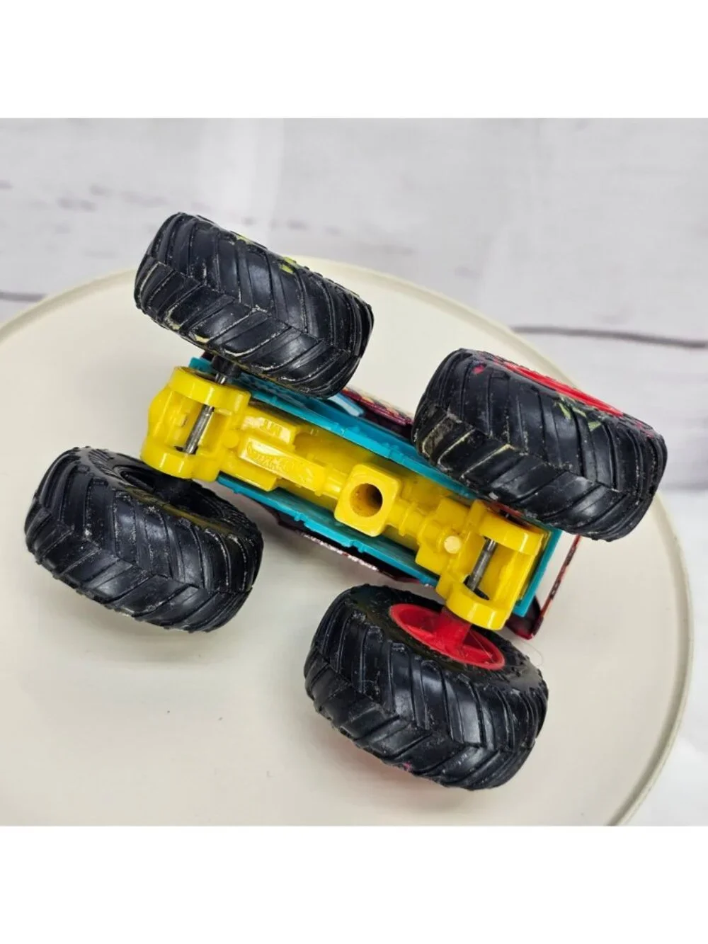 Hot Wheels Monster Truck Graffiti Design Die-Cast Toy 68 Red/Multicolor